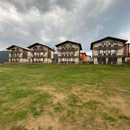 Вили Елеганс Сърница Esterno foto
