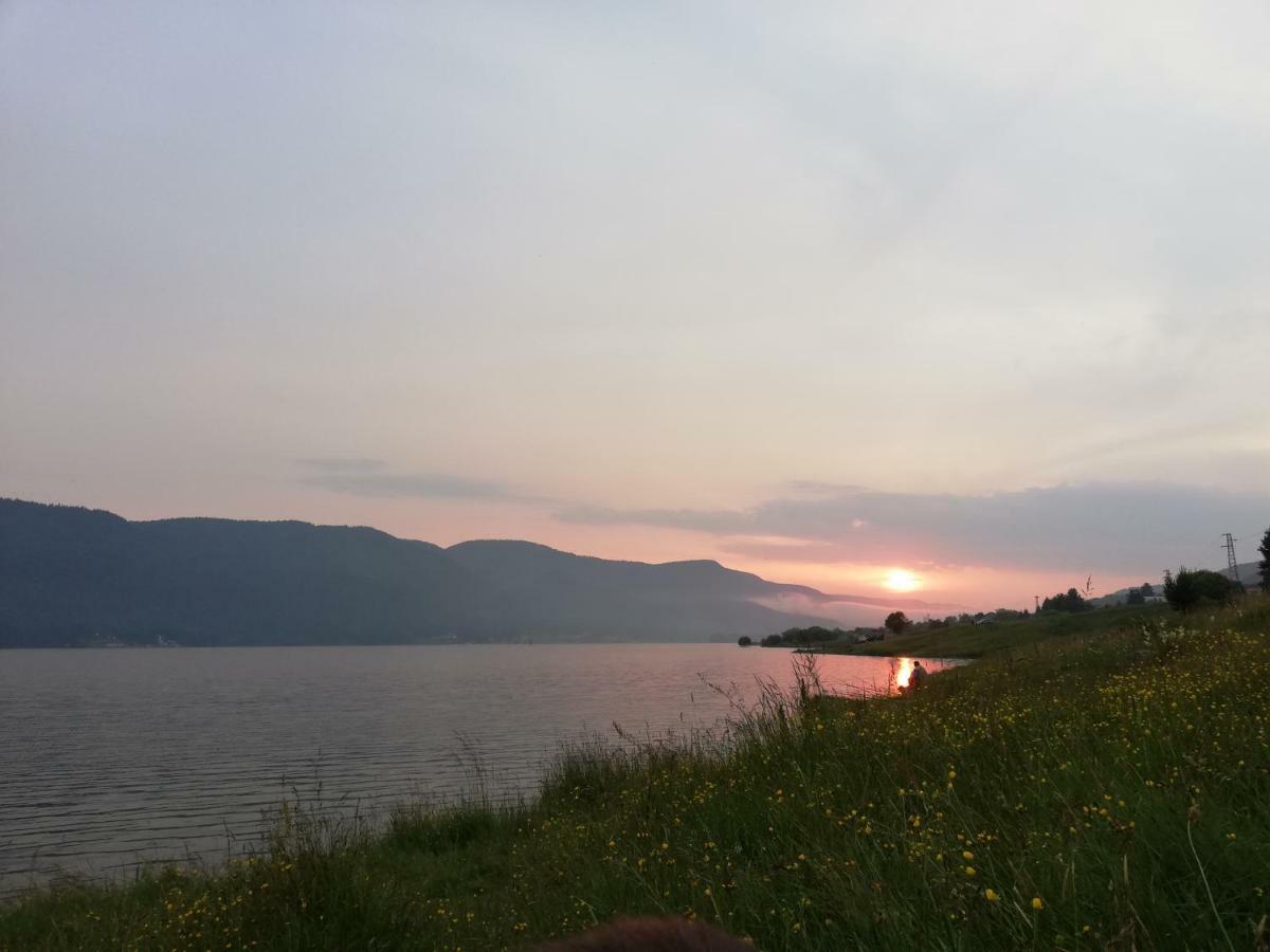 Вили Елеганс Сърница Esterno foto